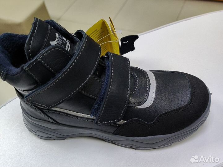 Ботинки демисезонные Котофей кожа. 30,31,35