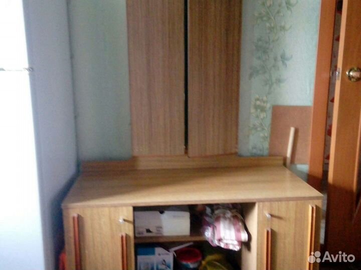 Трюмо с зеркалом