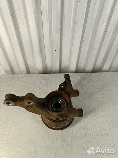 Кулак поворотный передний правый Kia Ceed 1