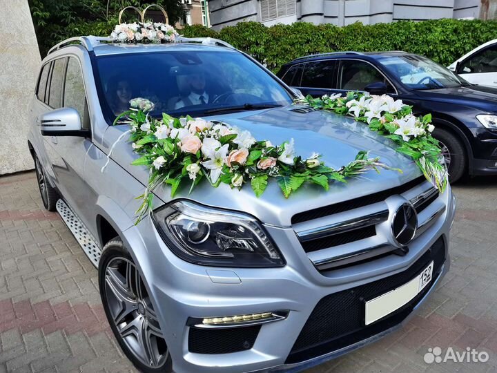 Свадебные украшения на машину, декор авто