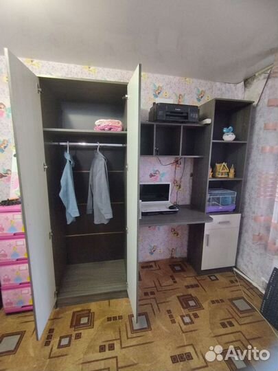 Детская стенка со столом