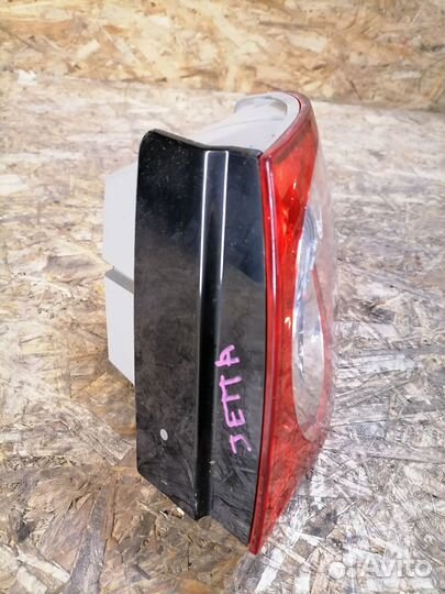 Фонарь правый Volkswagen Jetta 5