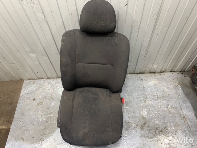 Сиденье переднее правое Nissan Almera G15 K4M