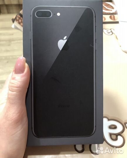 iPhone 8 Plus, 128 ГБ