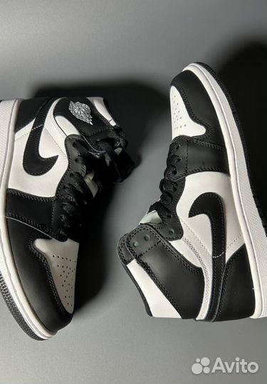 Кроссовки Nike Air Jordan 1 Black White Люкс
