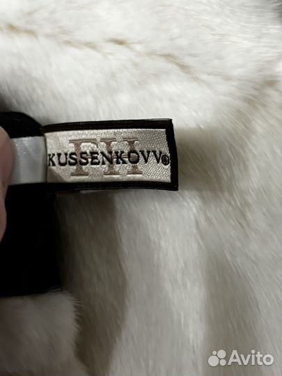 Варежки из меха норки белые