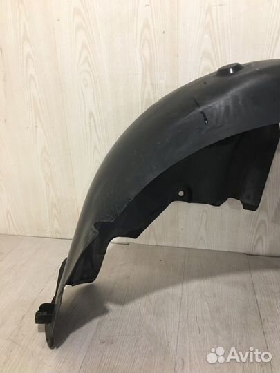 Подкрылок задний левый Mercedes Benz E280 W211