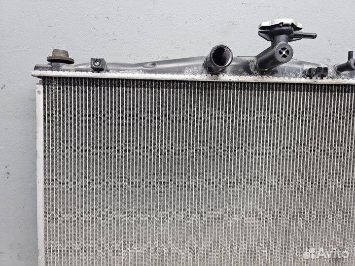 Радиатор охлаждения Lexus Rx270 AGL10