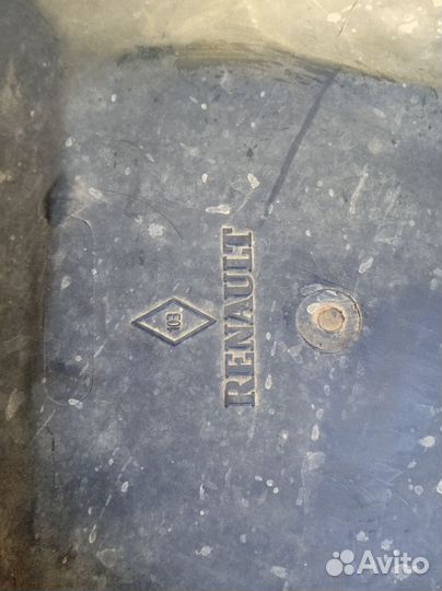 Корпус воздушного фильтра Renault Megane 2