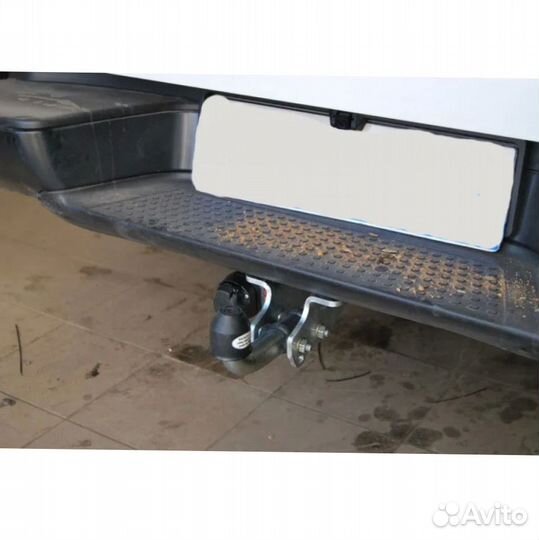 Фаркоп Volkswagen Amarok 2010-2022