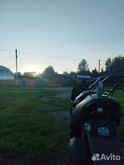 Скутер suzuki lets