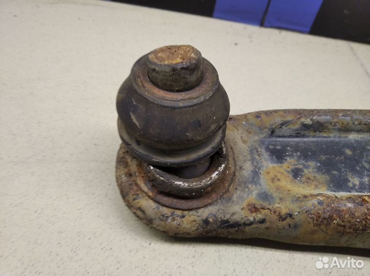 Рычаг передний левый 4007 2008-2013