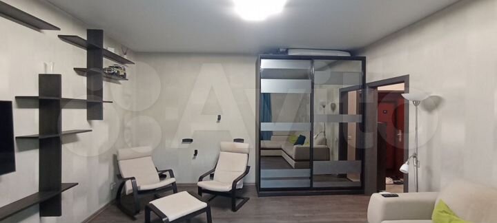 1-к. квартира, 42,2 м², 1/3 эт.