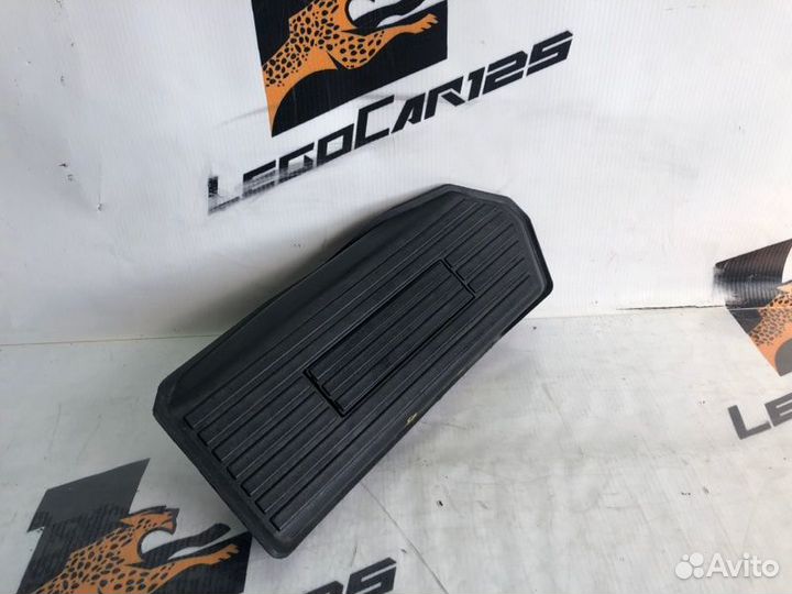 Подставка под ногу Kia Mohave D6EA 2009