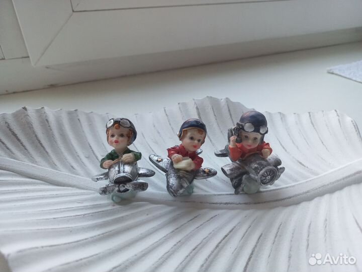 Статуэтки для декора, лётчики