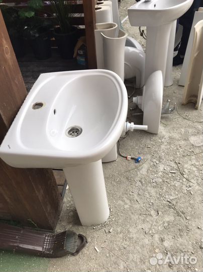 Раковина с тумбой