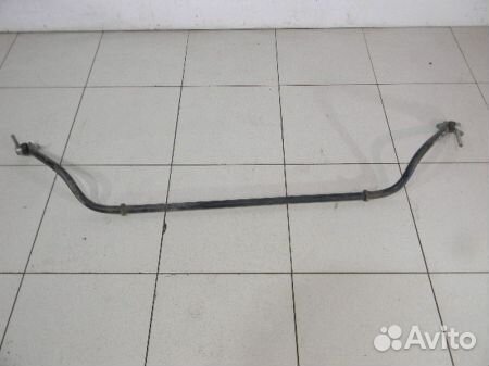 Стабилизатор передний