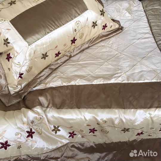 Покрывало на двухспальную кровать