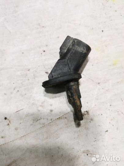 Датчик ABS передний левый Ford Mondeo седан 1.8L