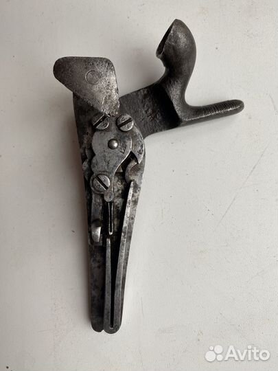 Капсульный замок