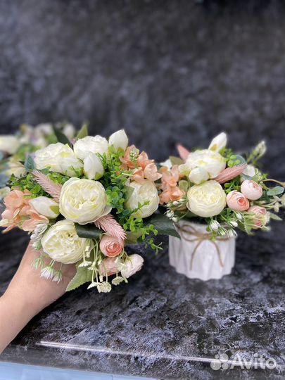 Интерьерные композиции из искусственных цветов