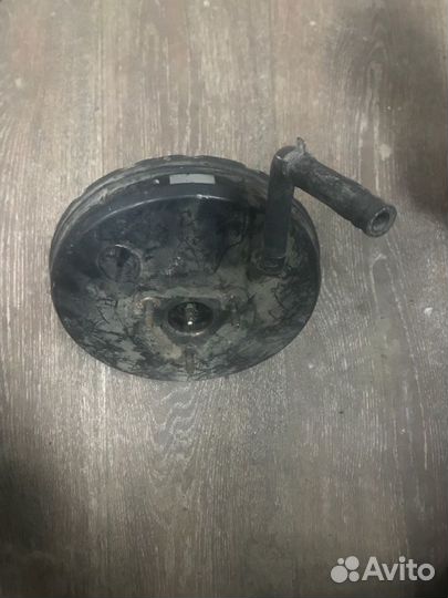 Вакуумный усилитель тормозов Toyota Corolla CE100