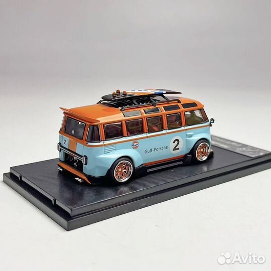 Масштабная модель 1:64 Liberty 64 Volkswagen Т1