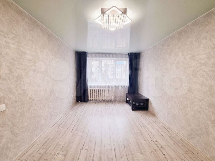 2-к. квартира, 42 м², 1/5 эт.