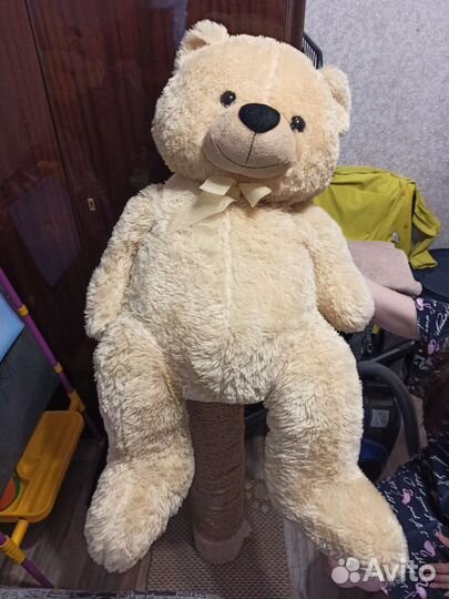 Плюшевый медведь