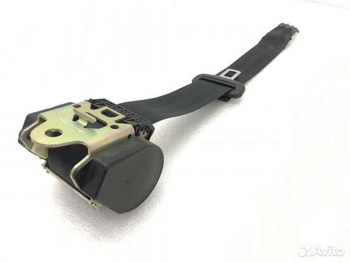 Ремень безопасности задний Skoda Octavia 1.6 cwva