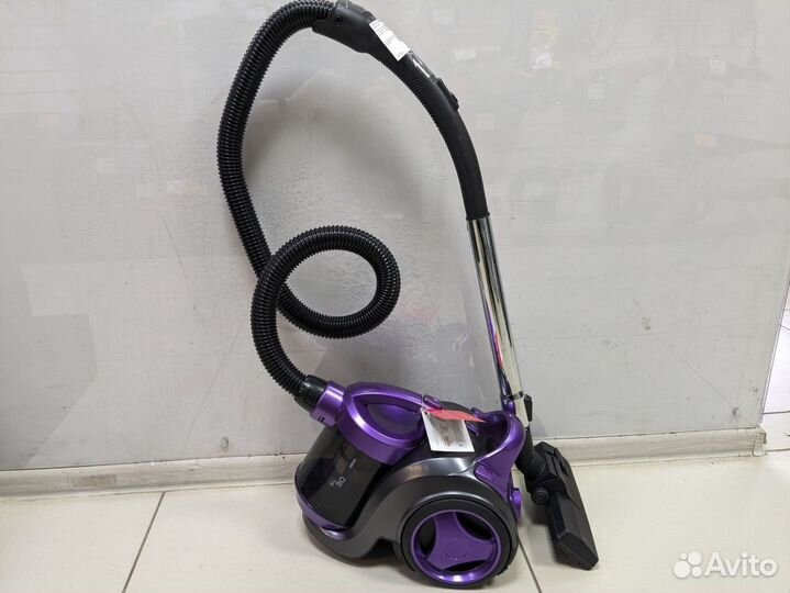 Пылесос с контейнером для пыли BQ VC1808C