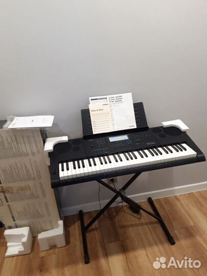 Синтезатор casio ctk 6200 + стойка