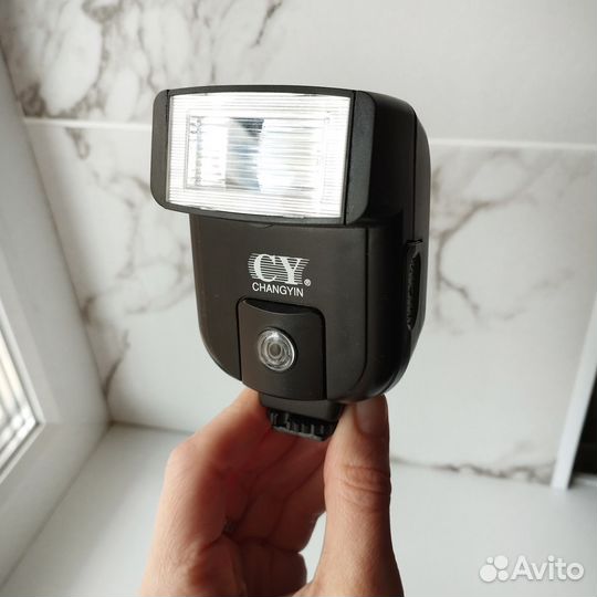 Вспышка для фотоаппарата