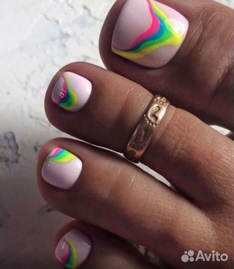 Педикюр, маникюр, наращивание ногтей с выездом