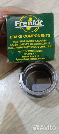 Поршень суппорта Тойота Лэнд Крузер