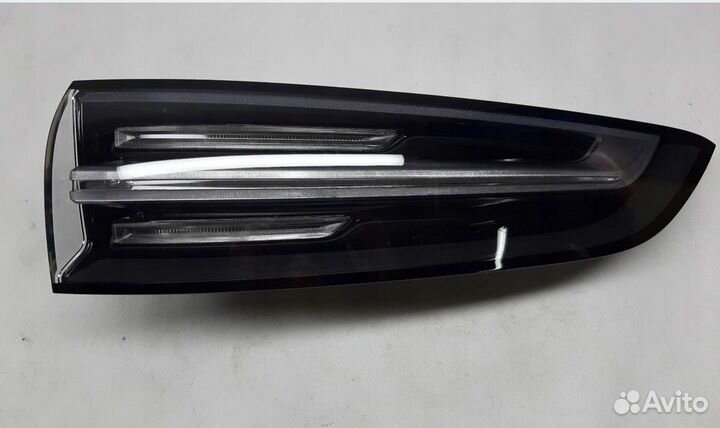 Porsche Cayenne 3 9Y фонарь правый в крыло