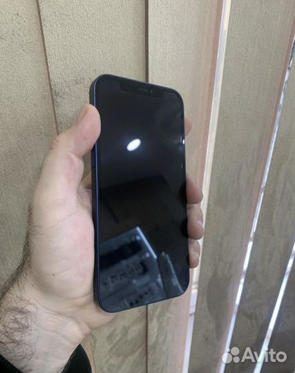 iPhone 12, 64 ГБ