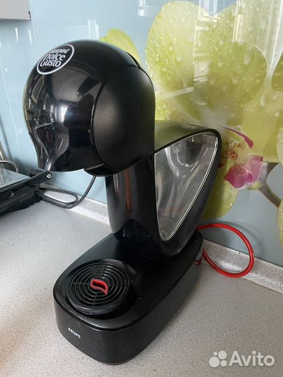 Кофеварка капсульная dolce gusto
