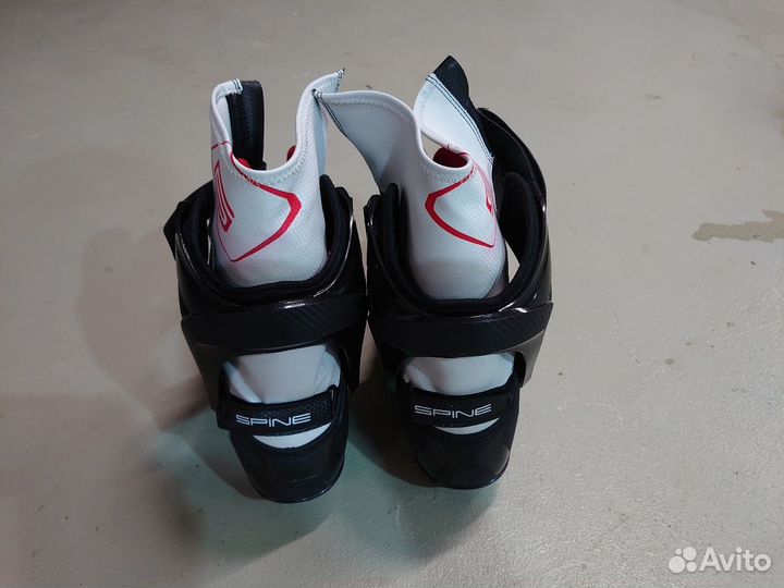 Лыжные ботинки spine concept skate