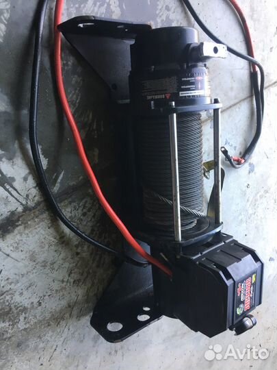 Лебедка АВТОСПАС лпэ38В рысак 12В