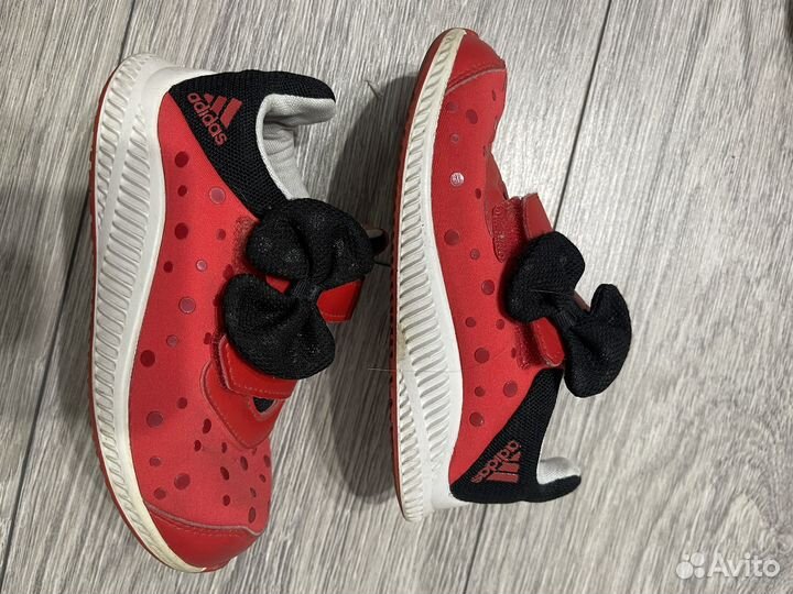 Кроссовки для девочки 26 размер