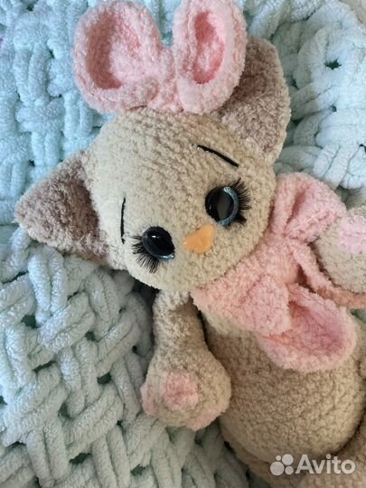 Кошечка игрушка вязанная