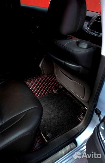 Коврик в багажник для Toyota Crown