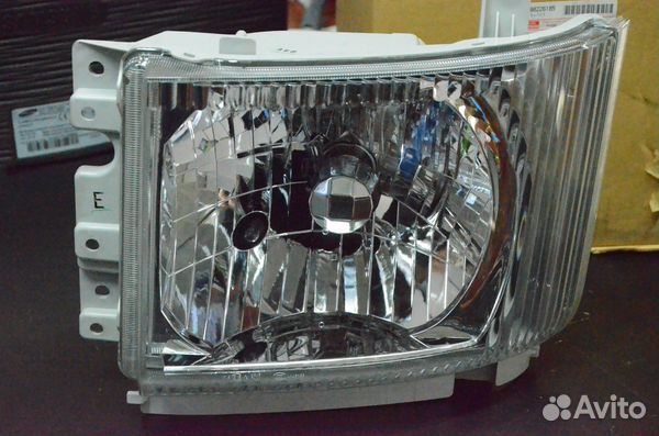 Фара Передняя Левая Isuzu NPR75 Оригинал Звоните