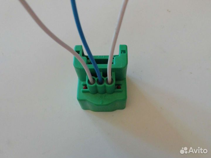 Разъём датчика колен/распредвала Nissan V6 vq35de