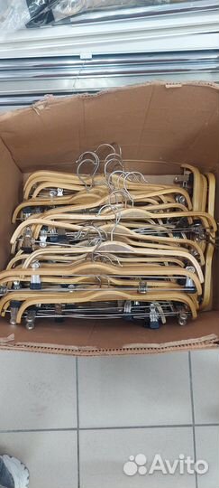 Вешалки плечики