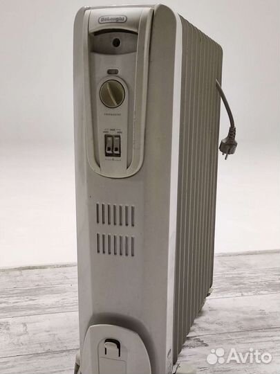 Масляный обогреватель de longhi