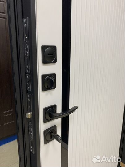 Дверь входная