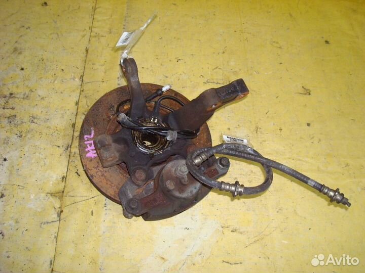 Ступица Nissan March AK12 (Переднее Левое)