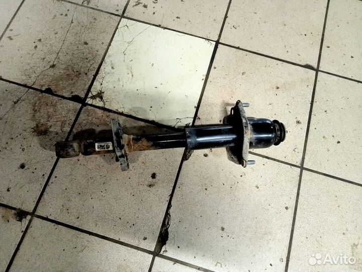 Задний амортизатор Geely Emgrand EC7